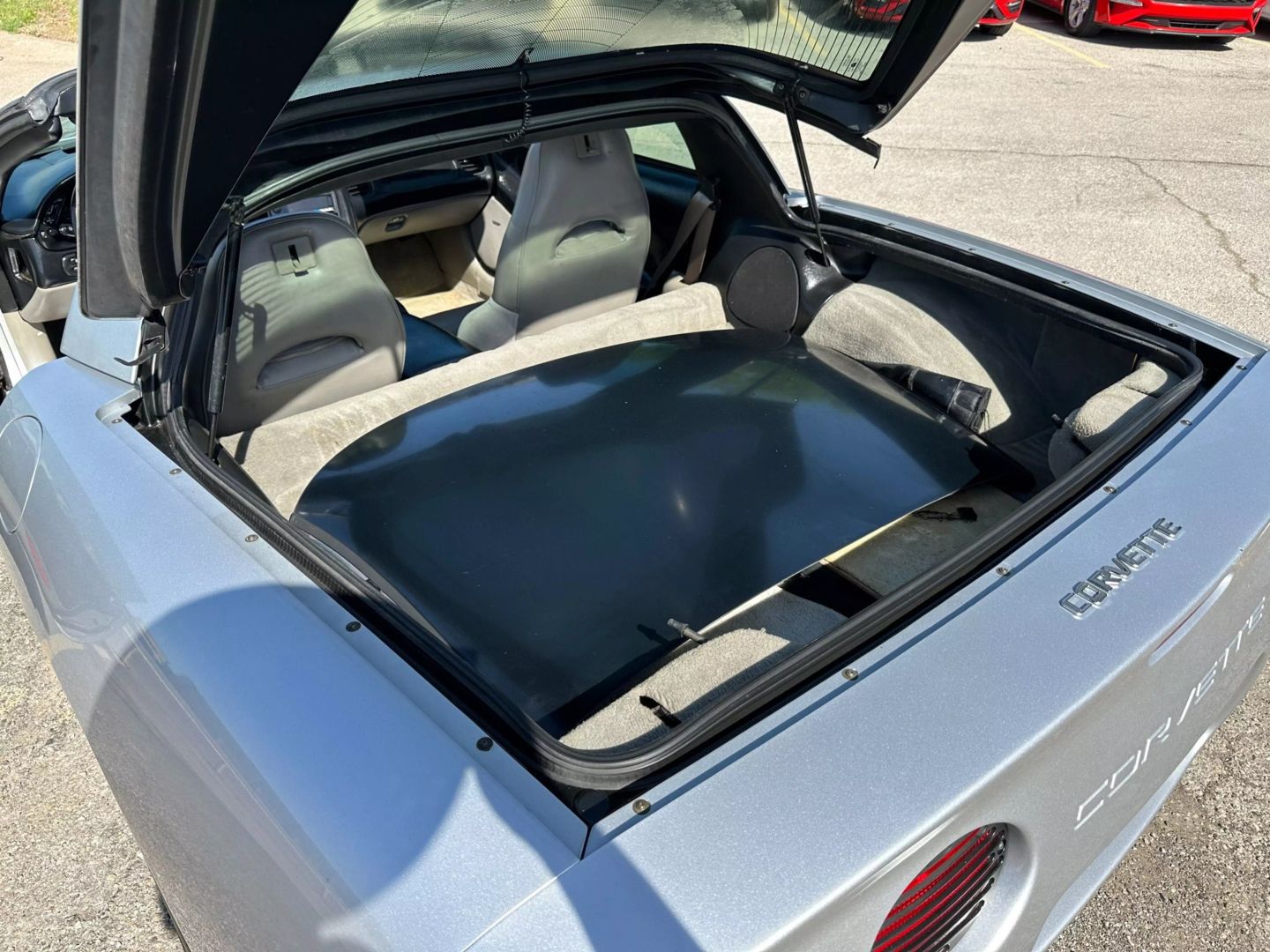 2001 Chevrolet Corvette - Image 13