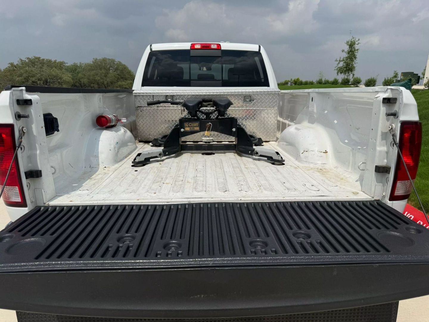2018 Ram 3500 Crew Cab - Image 6