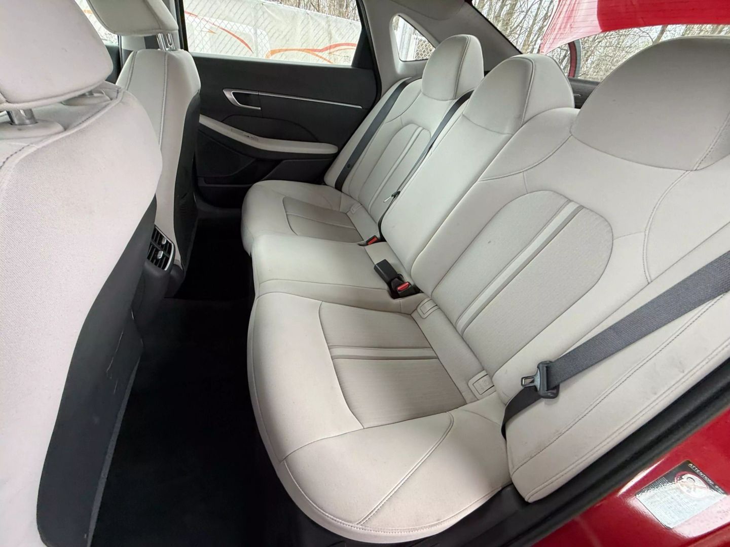 2022 Hyundai Sonata Hybrid - Image 19