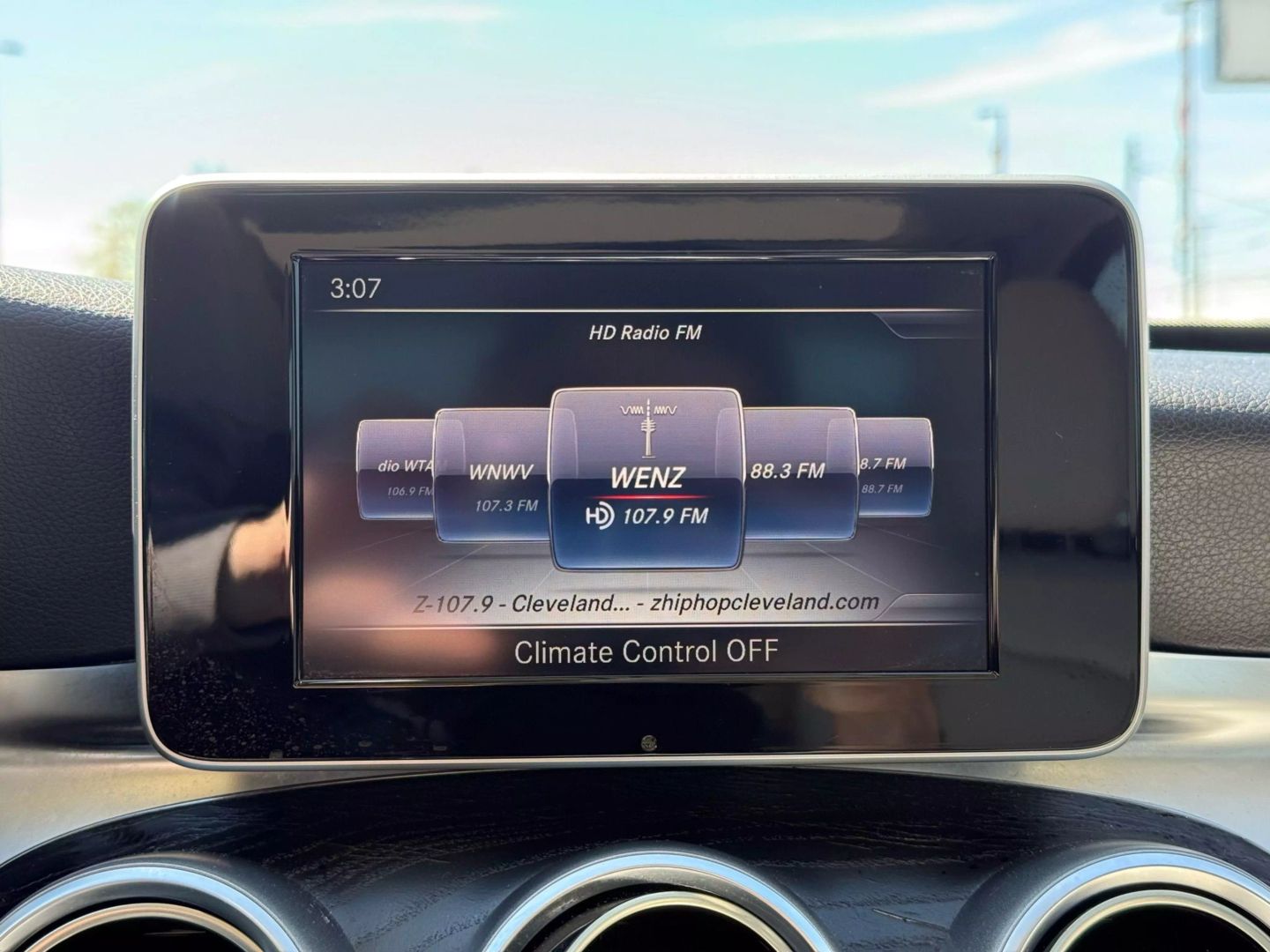 2017 Mercedes-benz C-class - Image 30