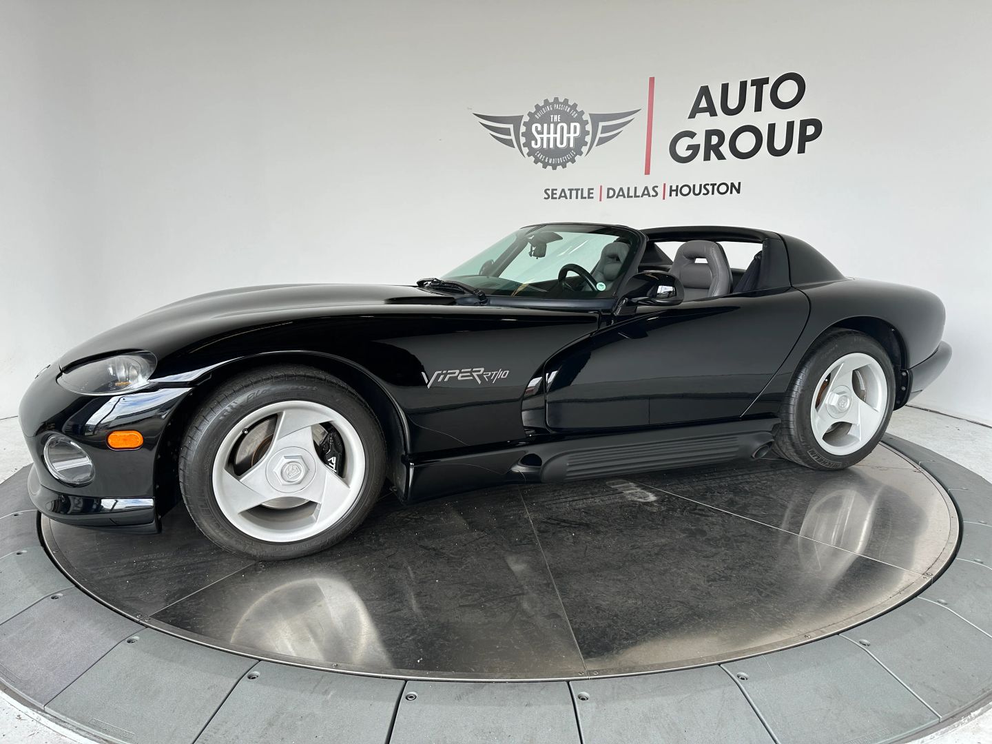 1995 Dodge Viper RT/10