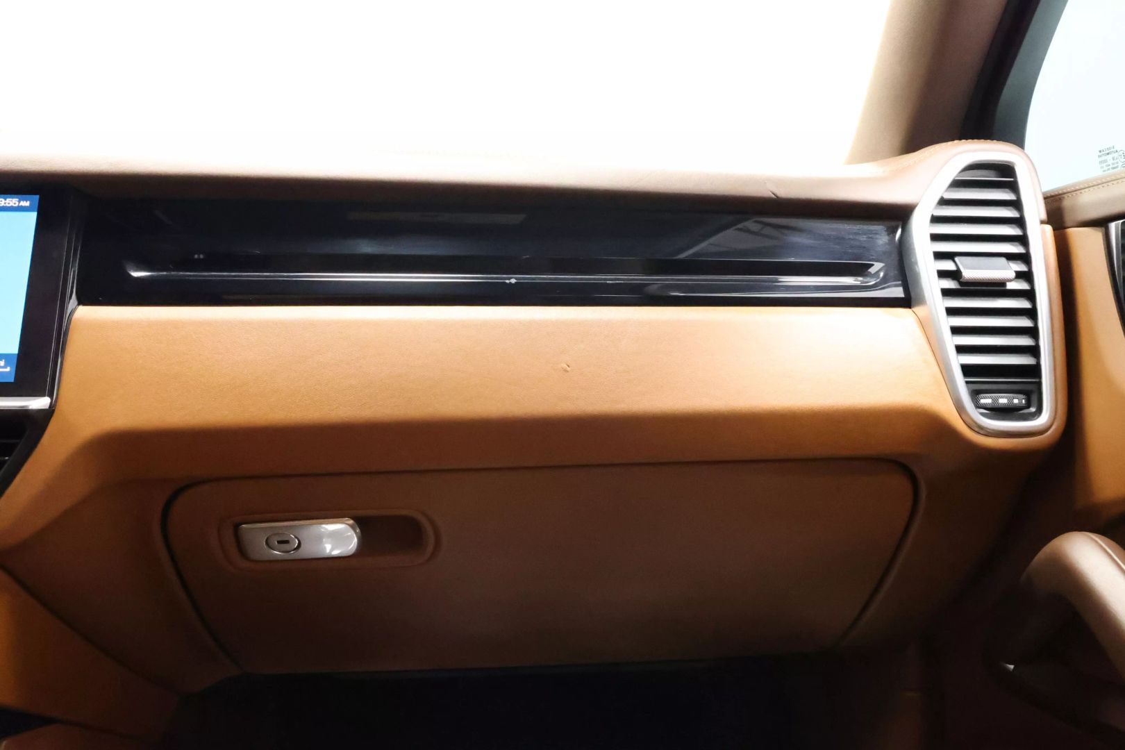 2021 Porsche Cayenne Coupe - Image 96