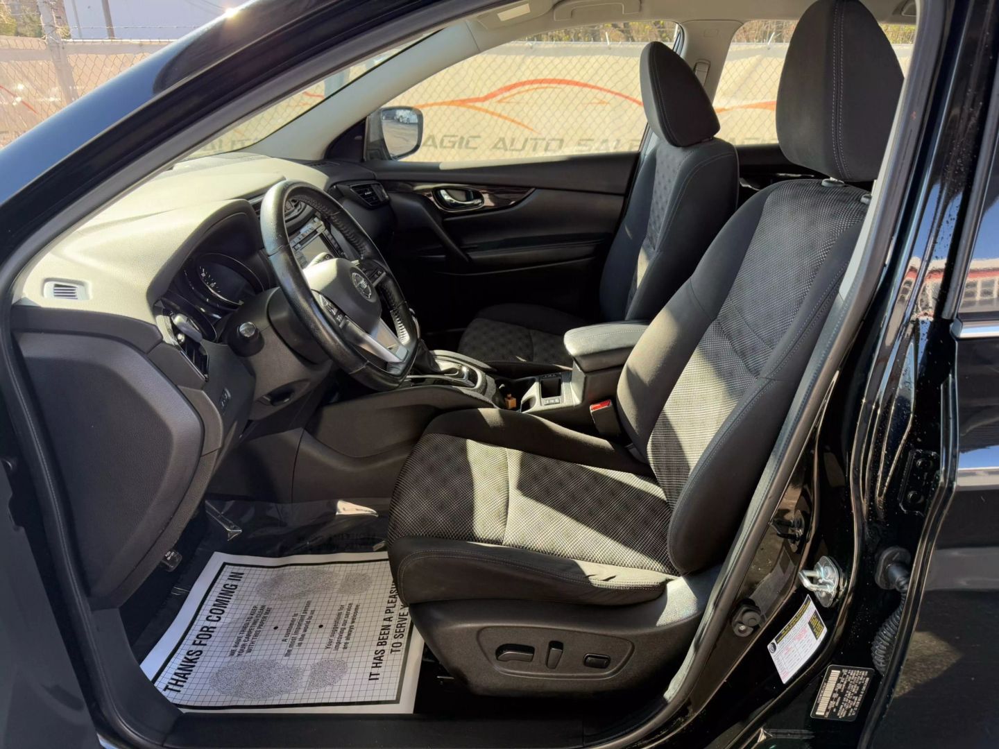 2020 Nissan Rogue Sport - Image 15