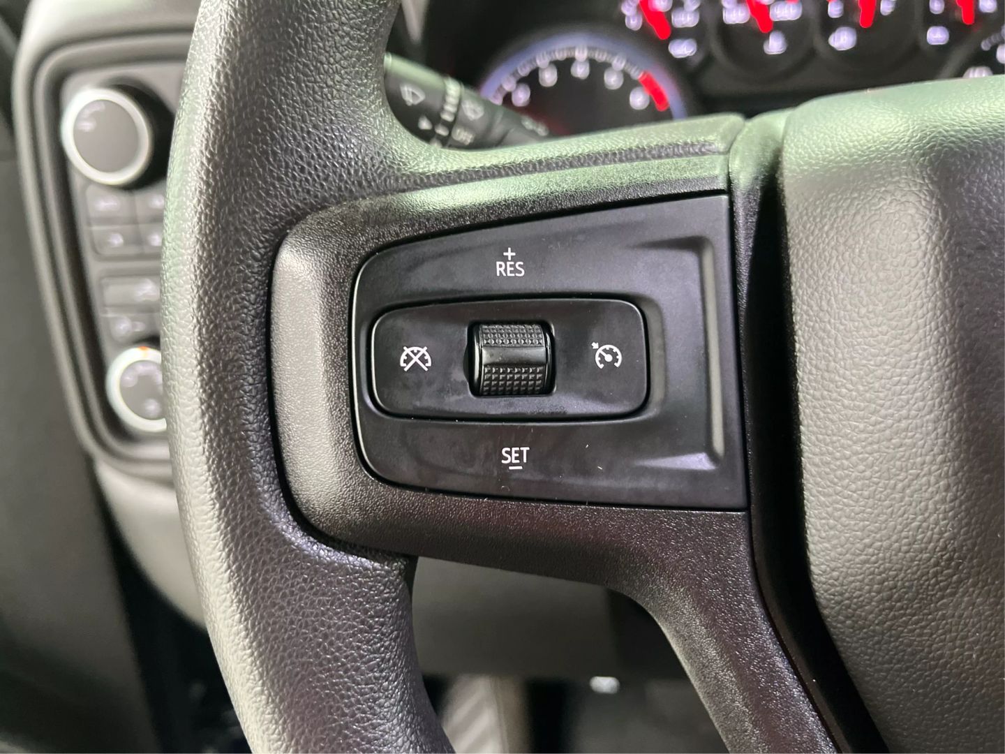 2021 Chevrolet Silverado 1500 Crew Cab - Image 27