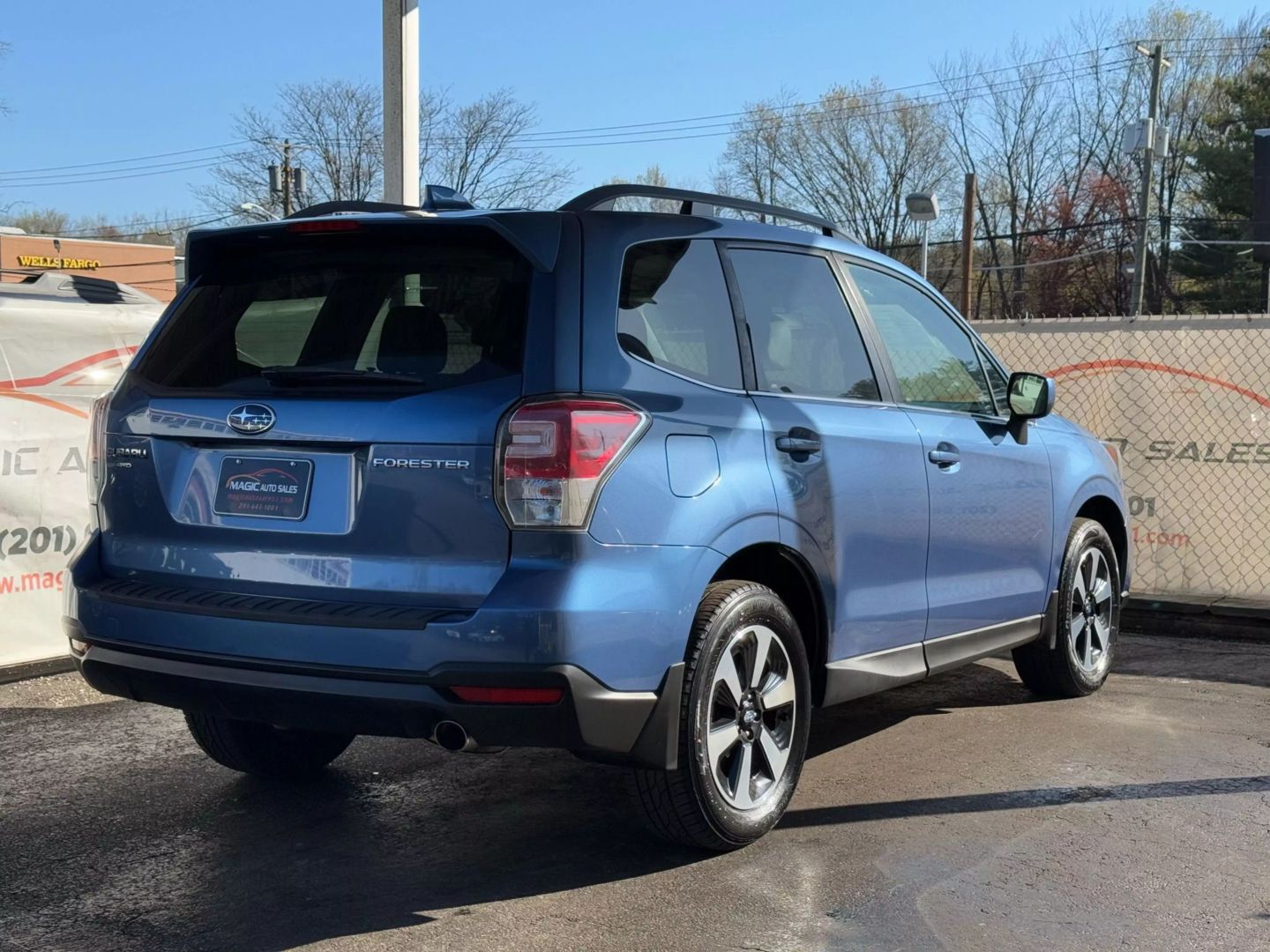 2018 Subaru Forester - Image 11