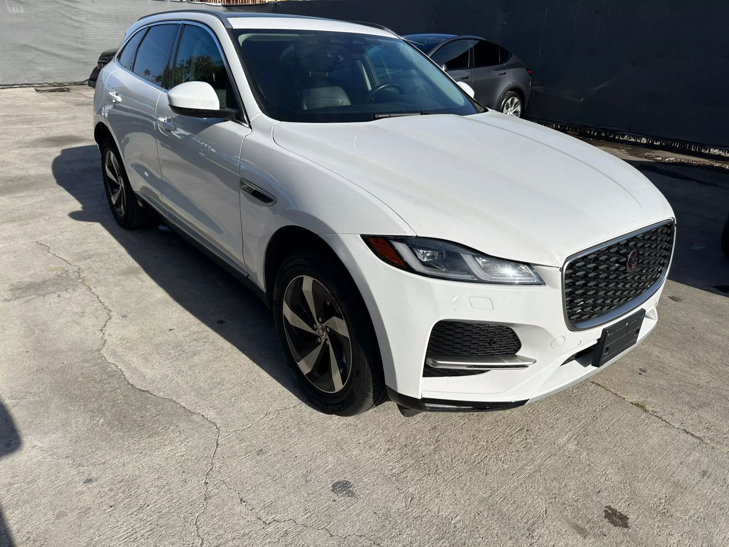 Image 3 of 2022 JAGUAR F-PACE