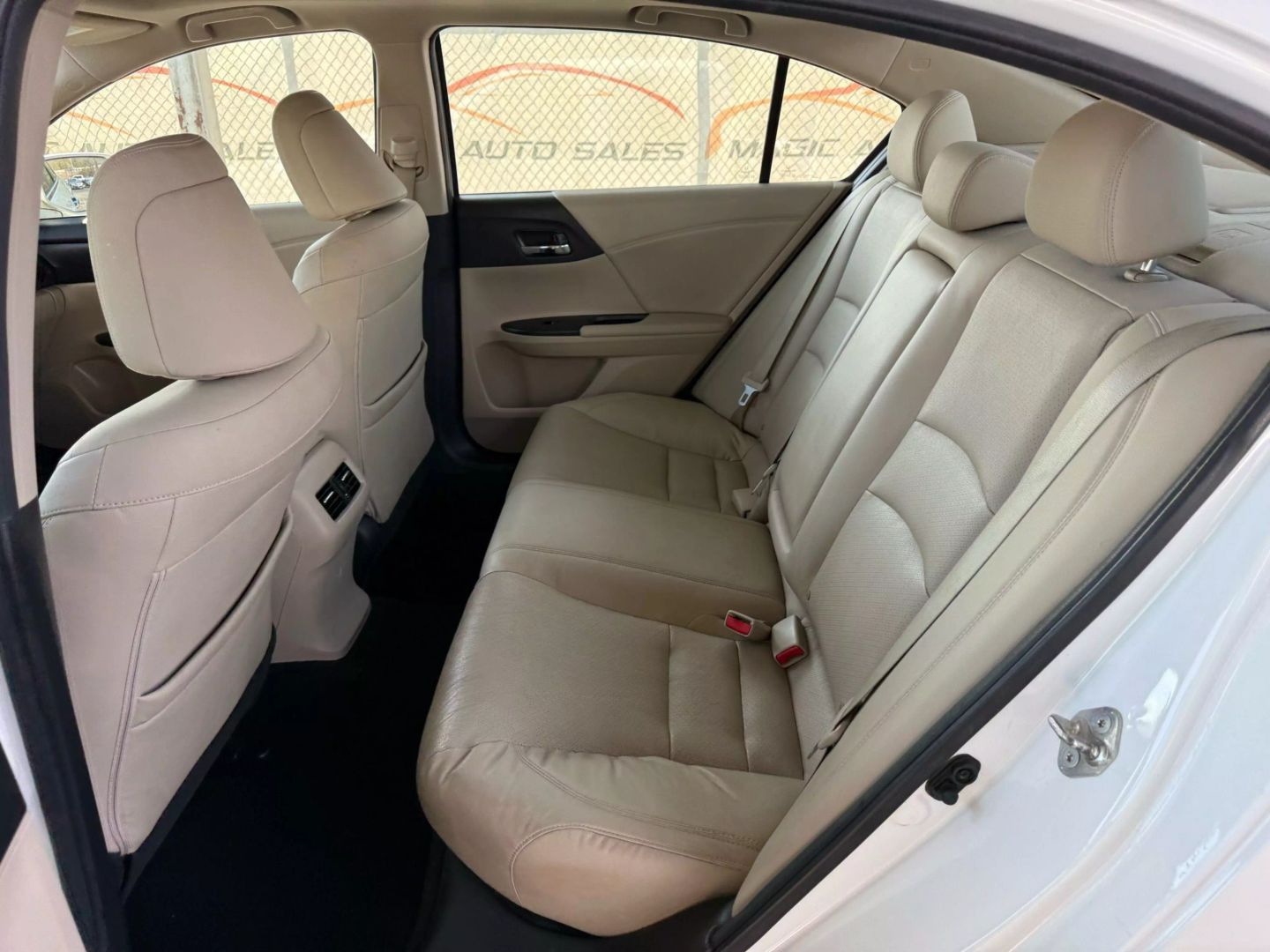 2015 Honda Accord - Image 18
