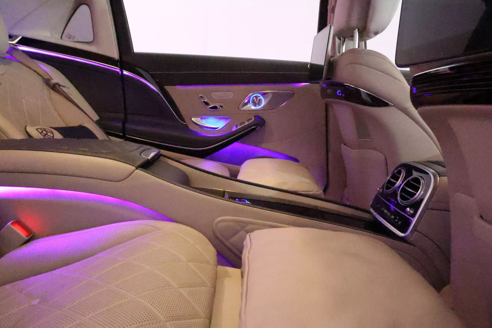 2018 Mercedes-benz Mercedes-maybach S-class - Image 121