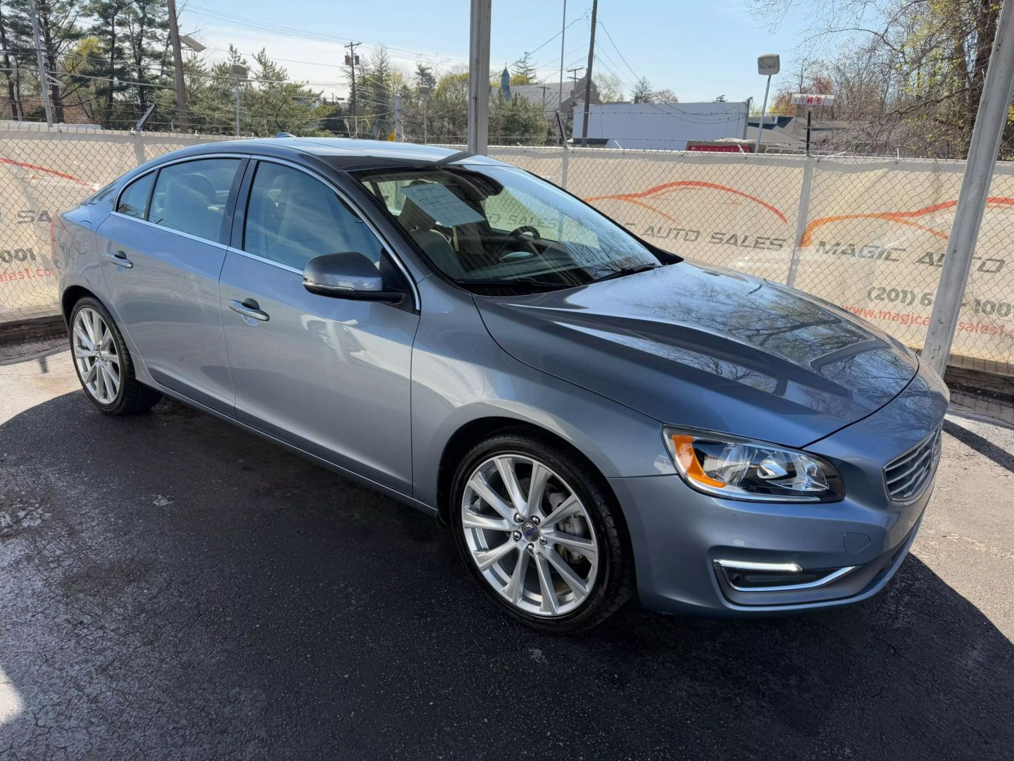 2017 Volvo S60 - Image 7