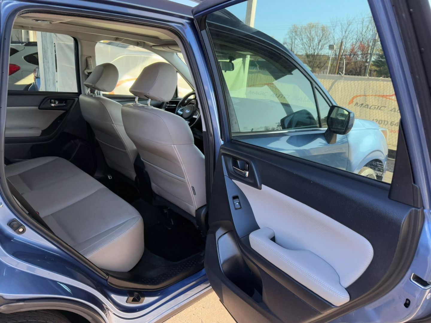 2018 Subaru Forester - Image 21