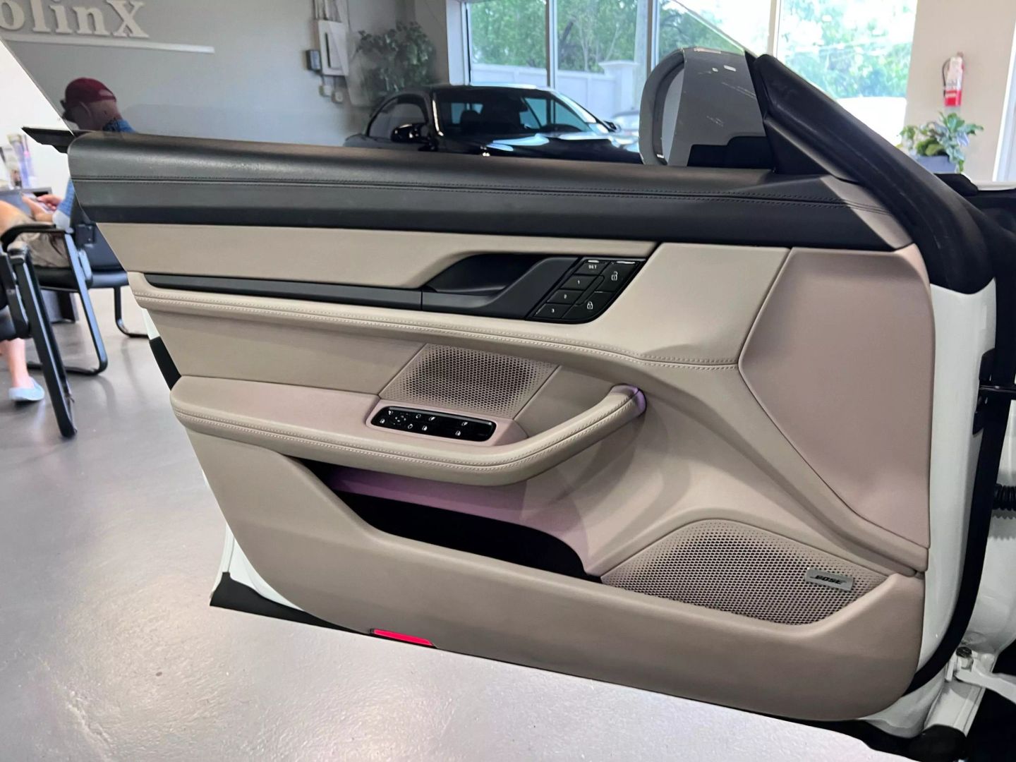 2020 Porsche Taycan 4s Sedan 4d - Image 31