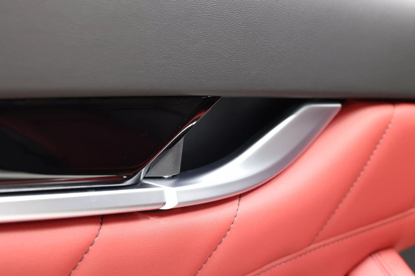 2022 Maserati Levante - Image 54