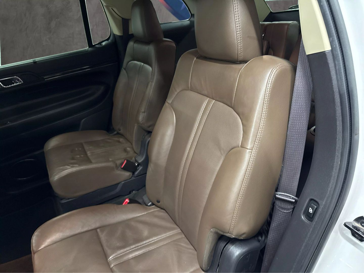 2017 Lincoln Mkt - Image 33