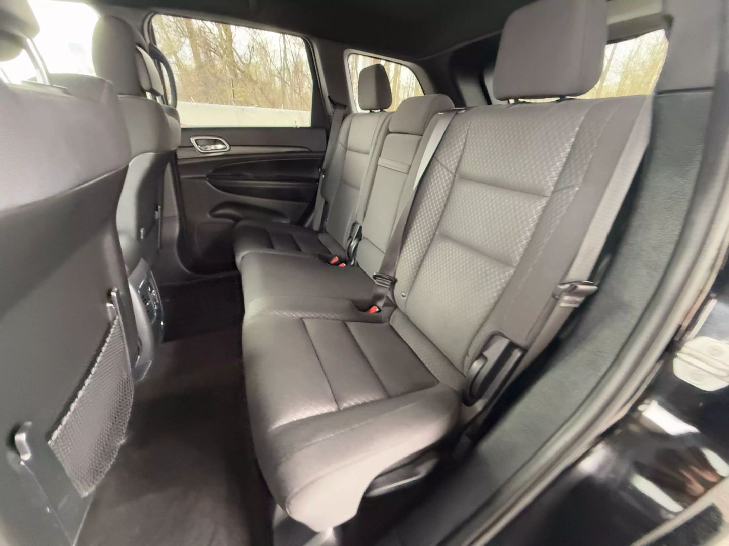 2019 Jeep Grand Cherokee - Image 19
