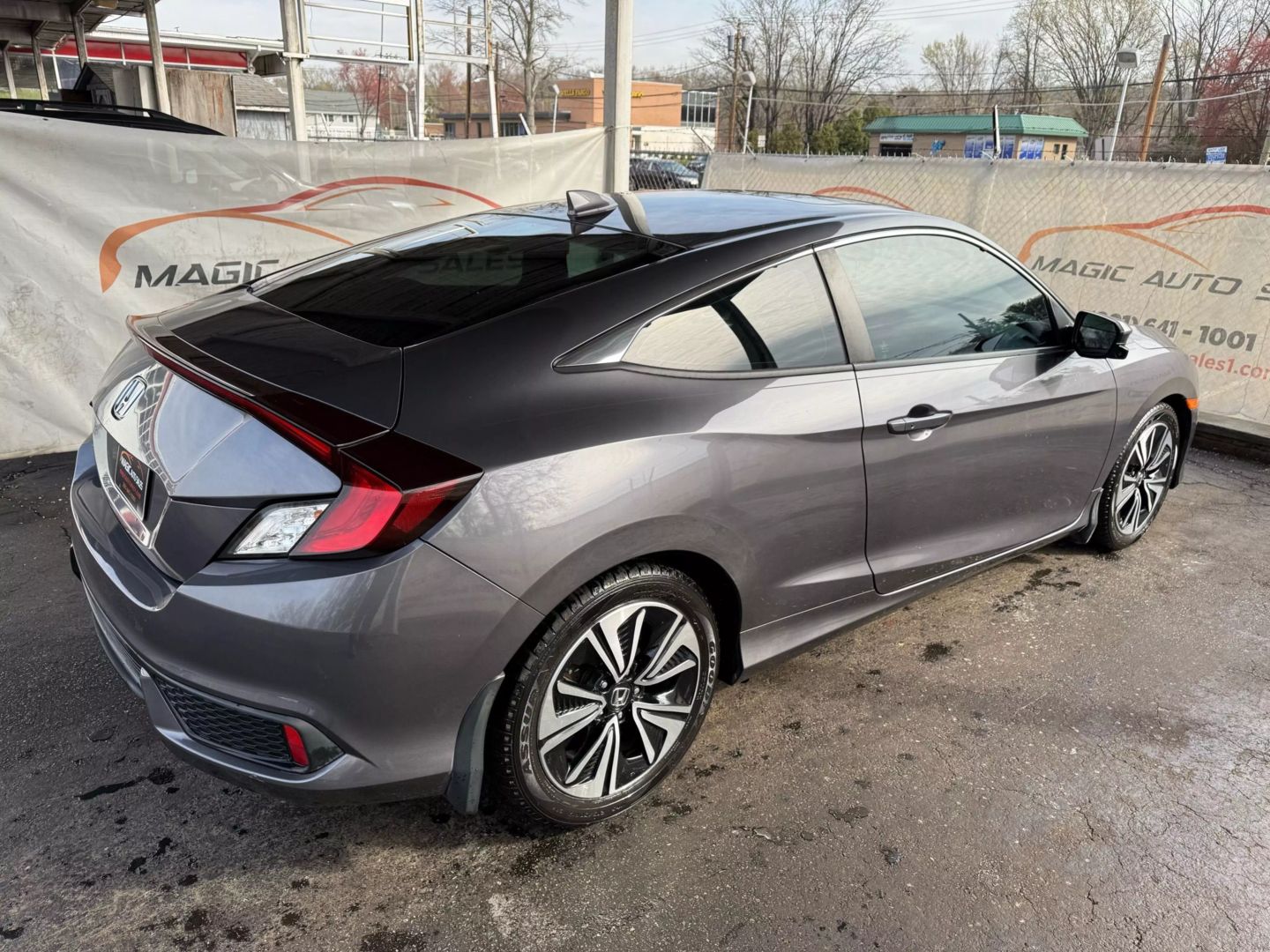 2016 Honda Civic - Image 13