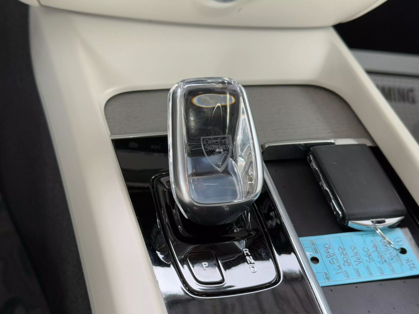 2022 Volvo S60 - Image 32