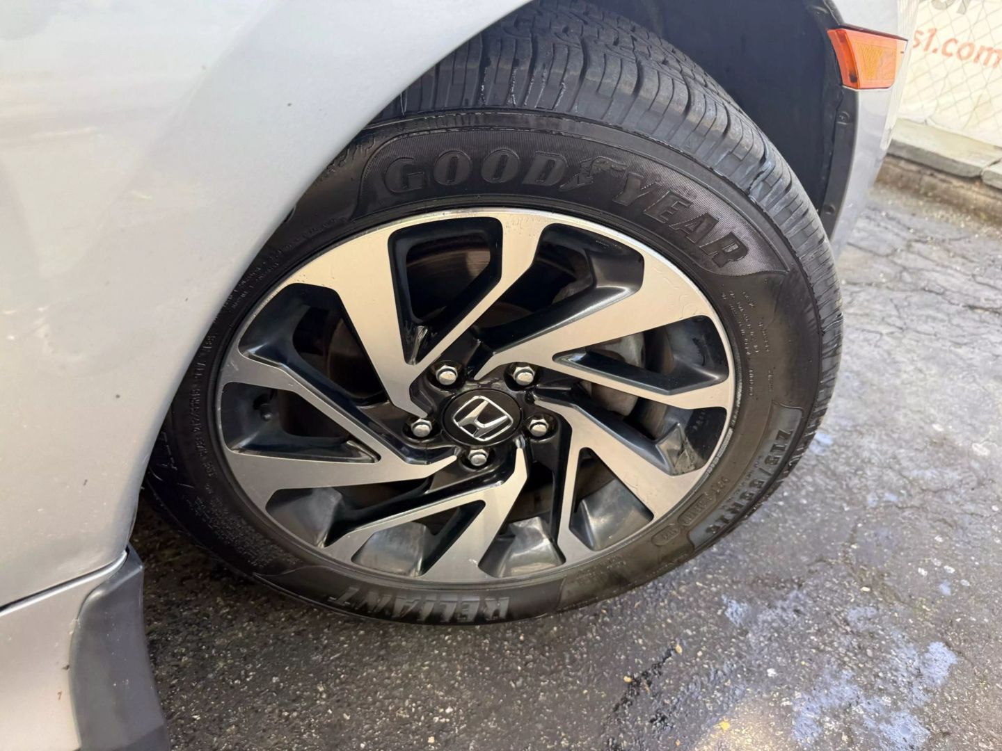 2016 Honda Civic - Image 42