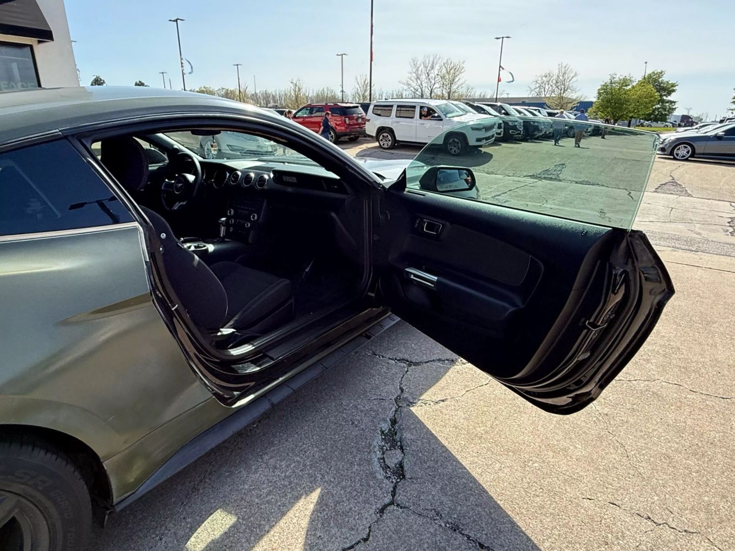 2016 Ford Mustang - Image 19