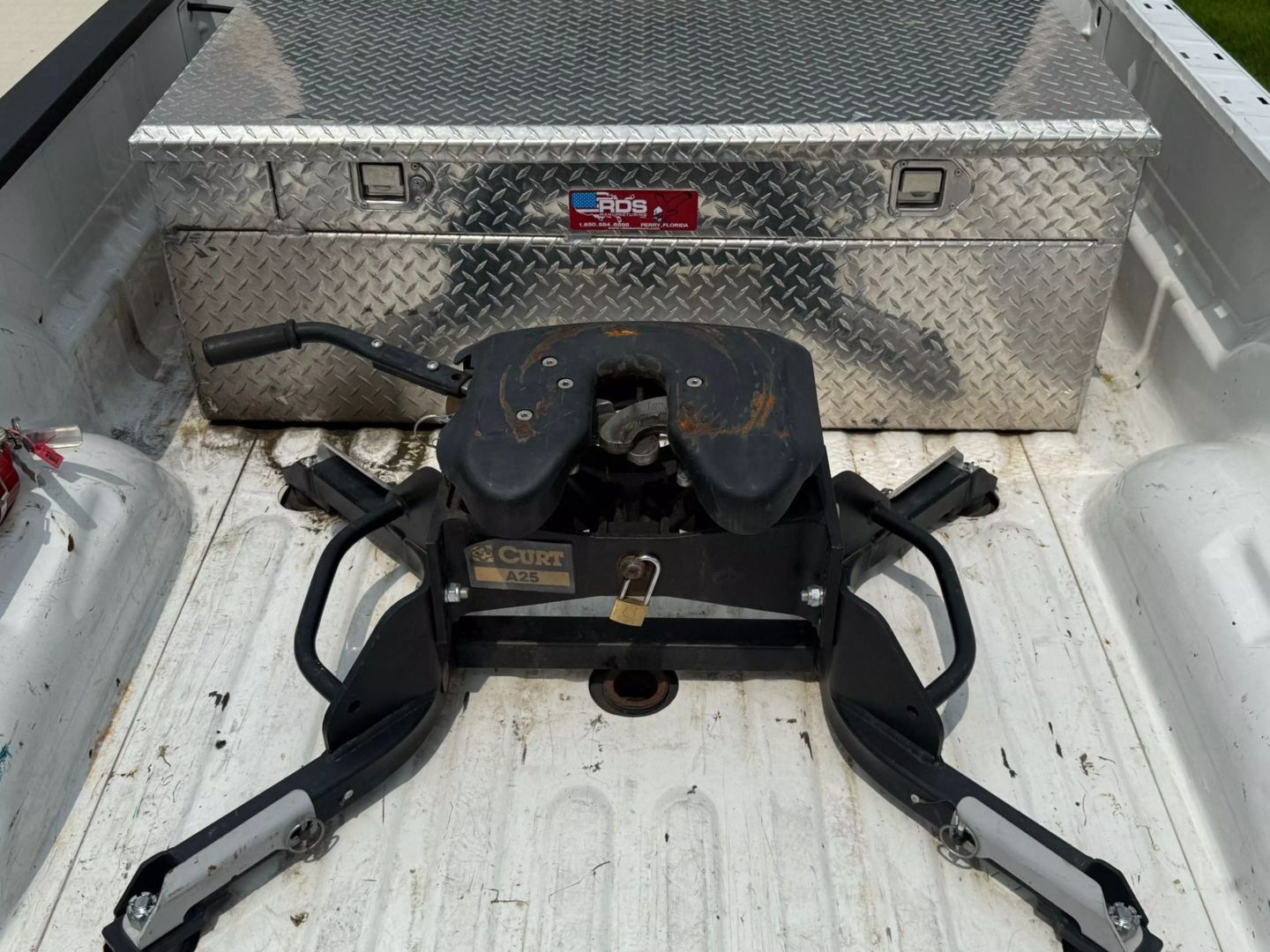 2018 Ram 3500 Crew Cab - Image 7