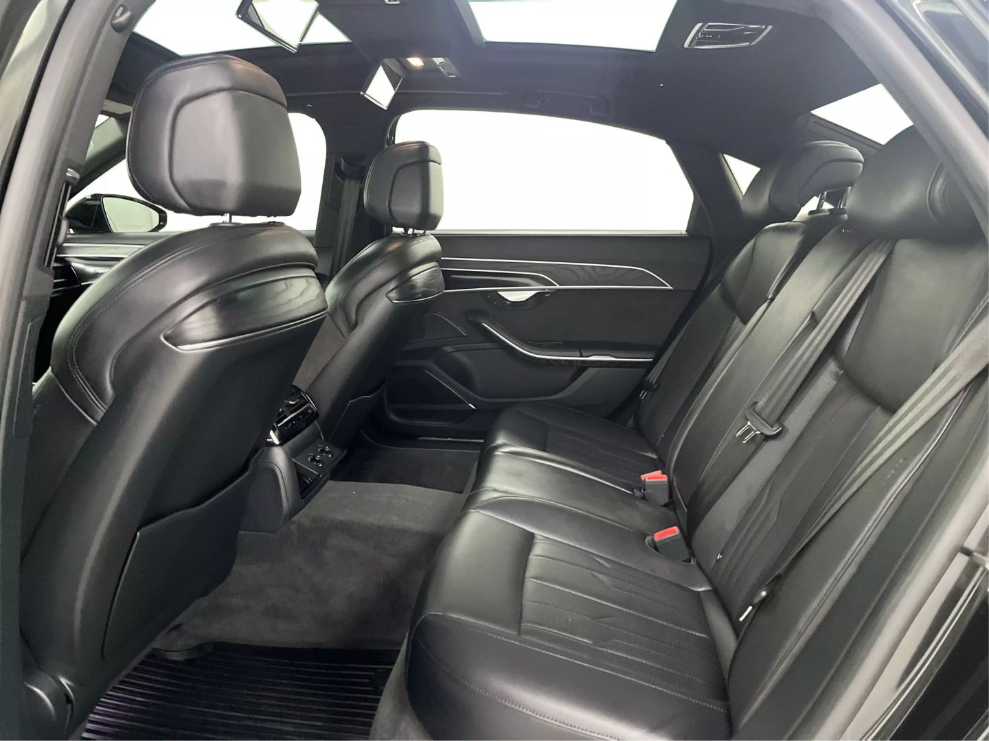 2021 Audi A8 - Image 10