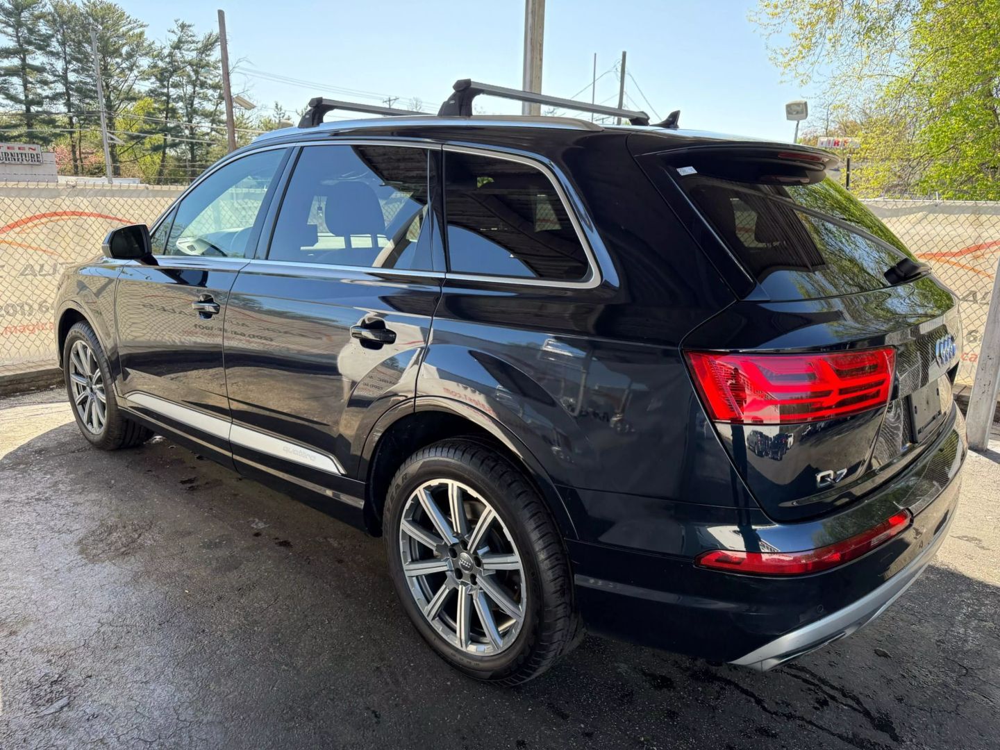 2017 Audi Q7 - Image 12