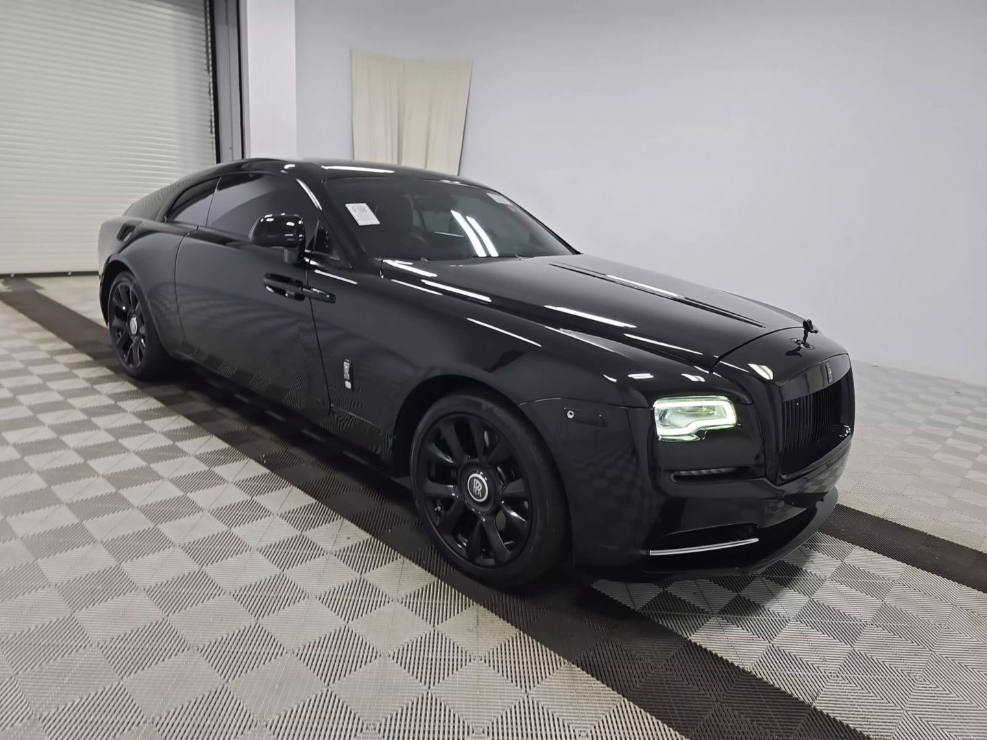 2017 Rolls-royce Wraith - Image 14