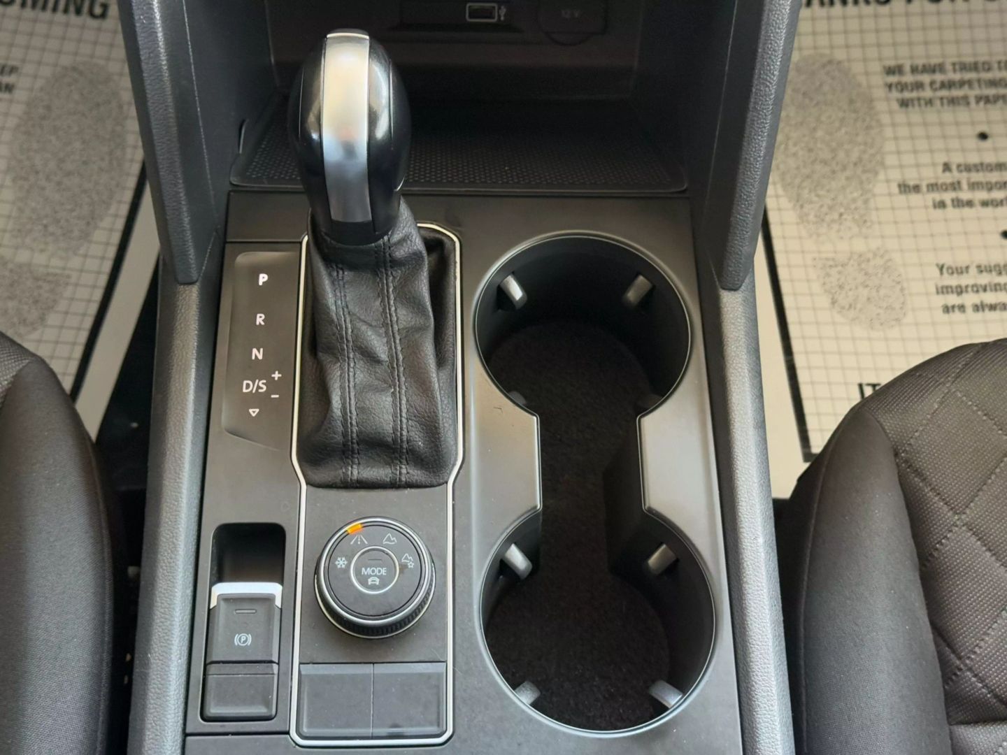 2018 Volkswagen Atlas - Image 29