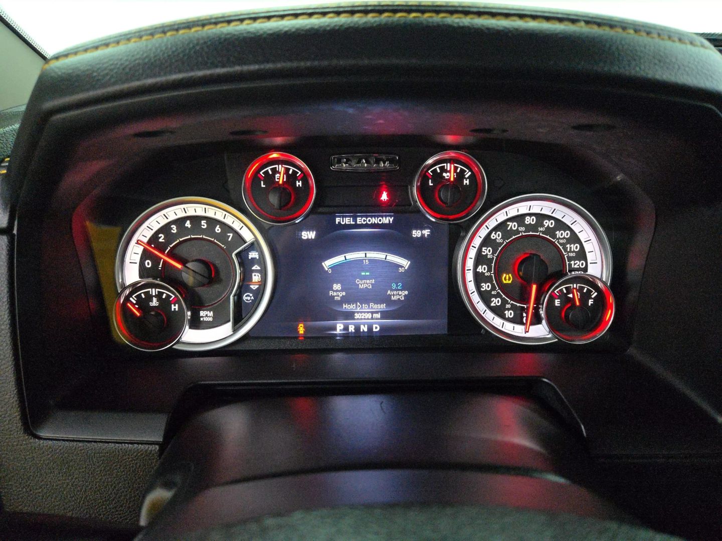 2016 Ram 1500 Crew Cab - Image 17