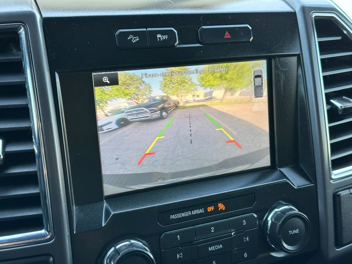 2015 Ford F150 Supercrew Cab - Image 28