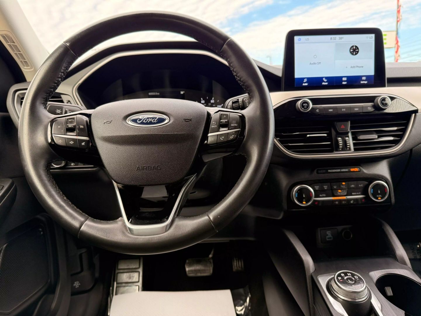 2022 Ford Escape - Image 29