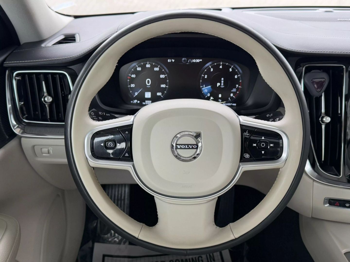 2022 Volvo S60 - Image 35