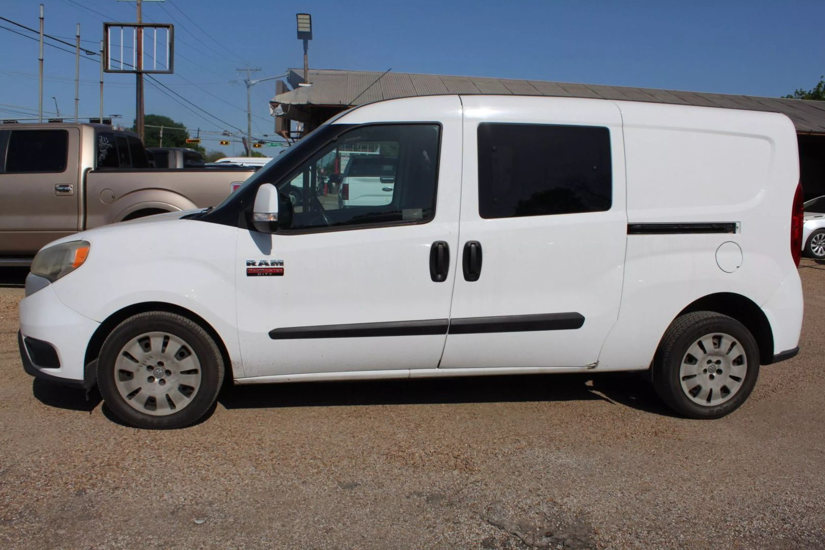 Used 2017 RAM Promaster City SLT with VIN ZFBERFBB2H6E08477 for sale in Dallas, TX