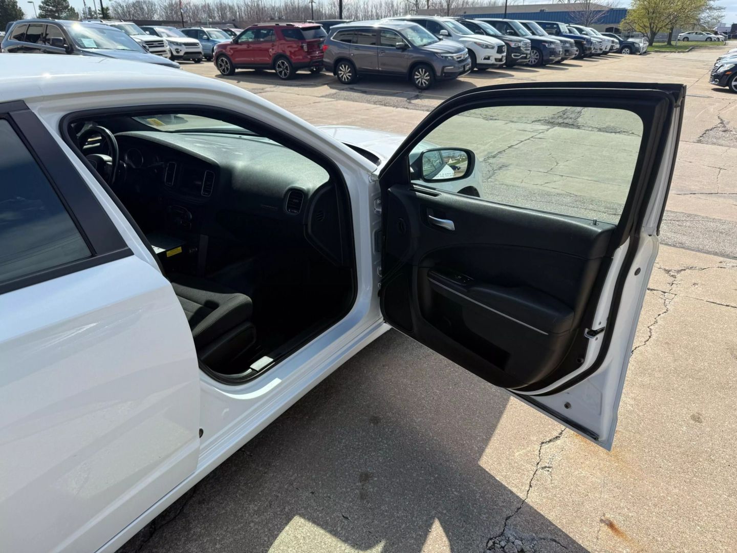 2019 Dodge Charger - Image 22