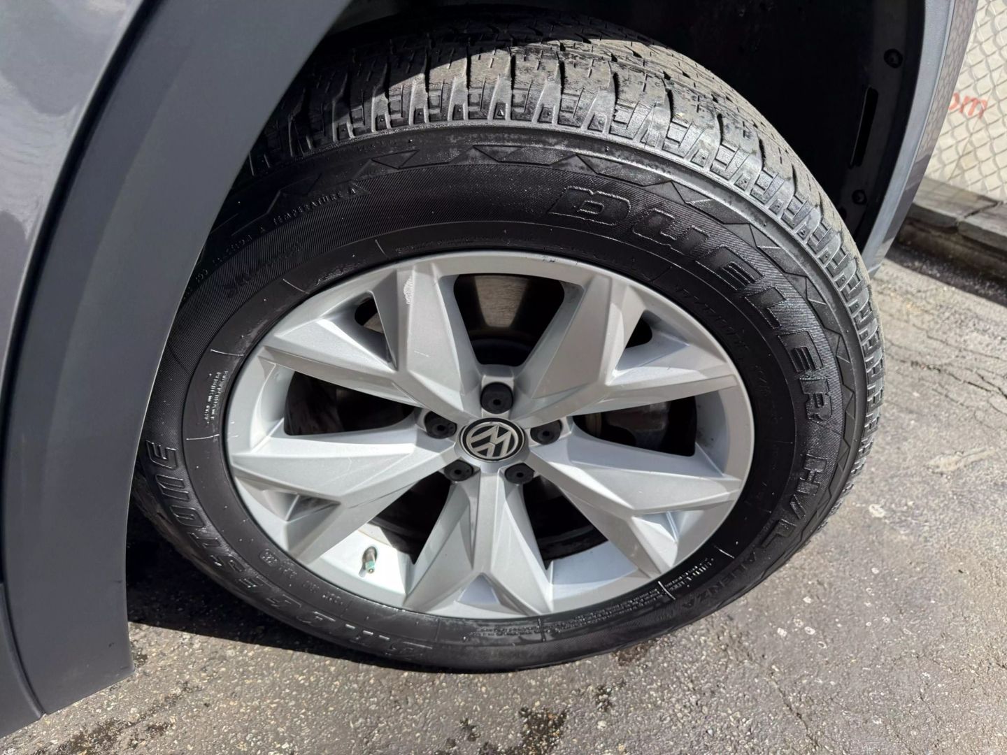 2018 Volkswagen Atlas - Image 51