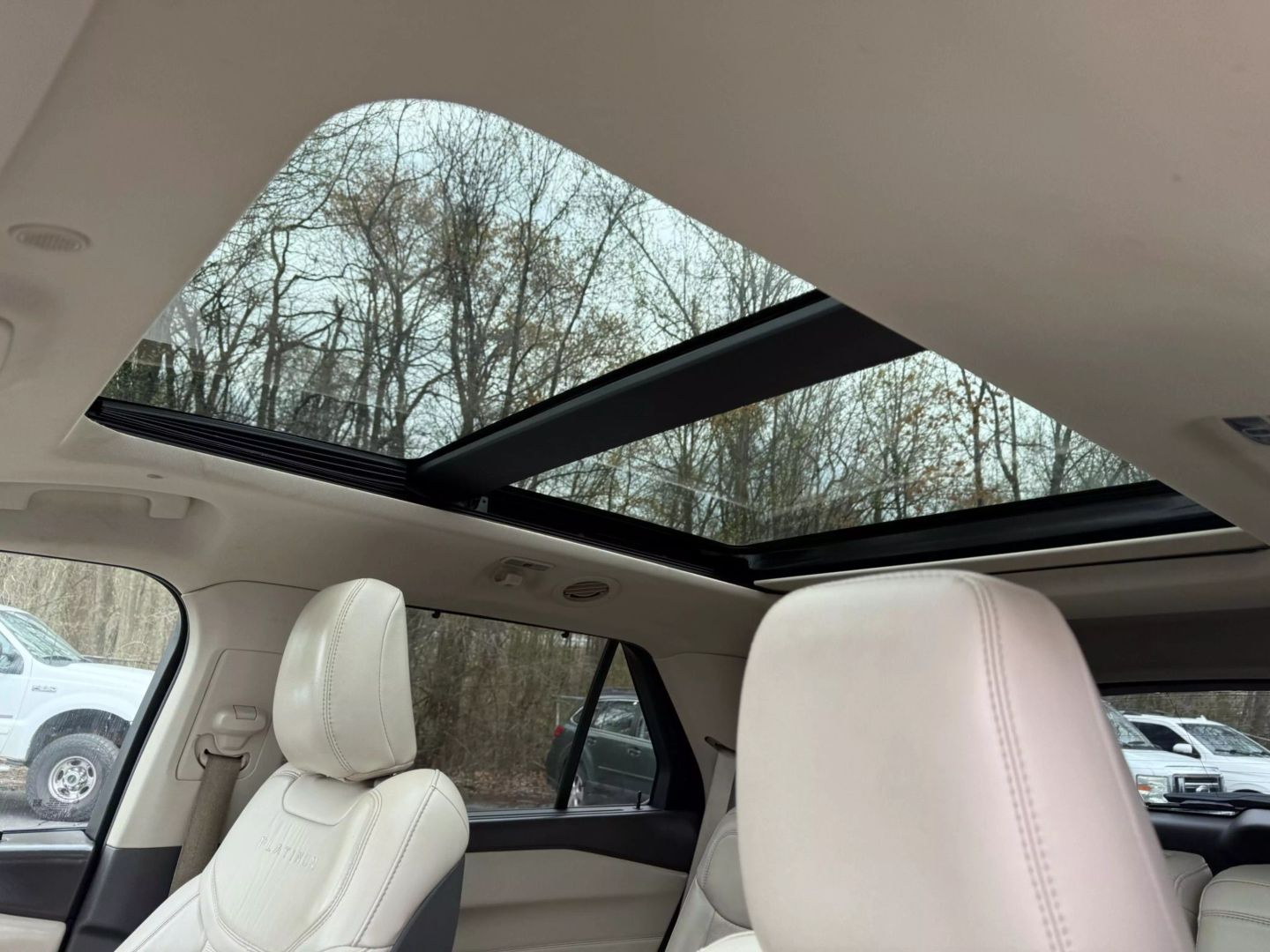 2020 Ford Explorer - Image 42