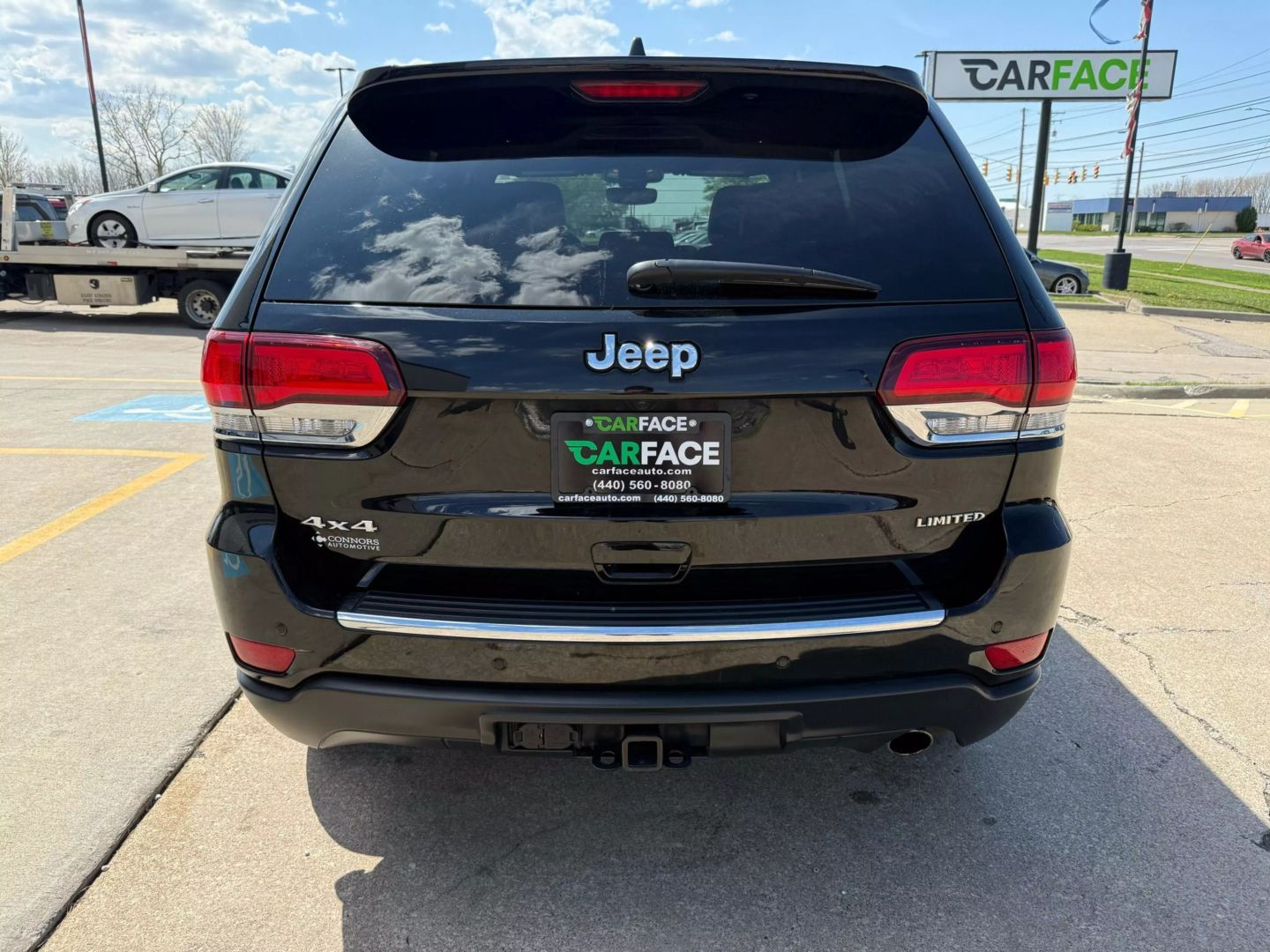 2020 Jeep Grand Cherokee - Image 10