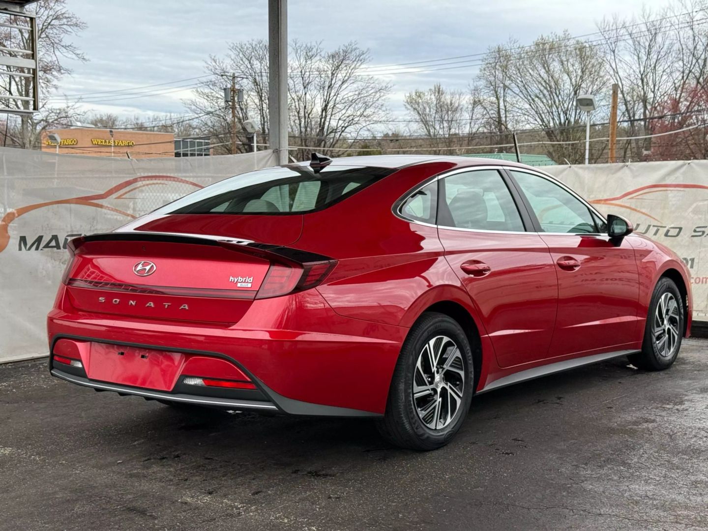 2022 Hyundai Sonata Hybrid - Image 11