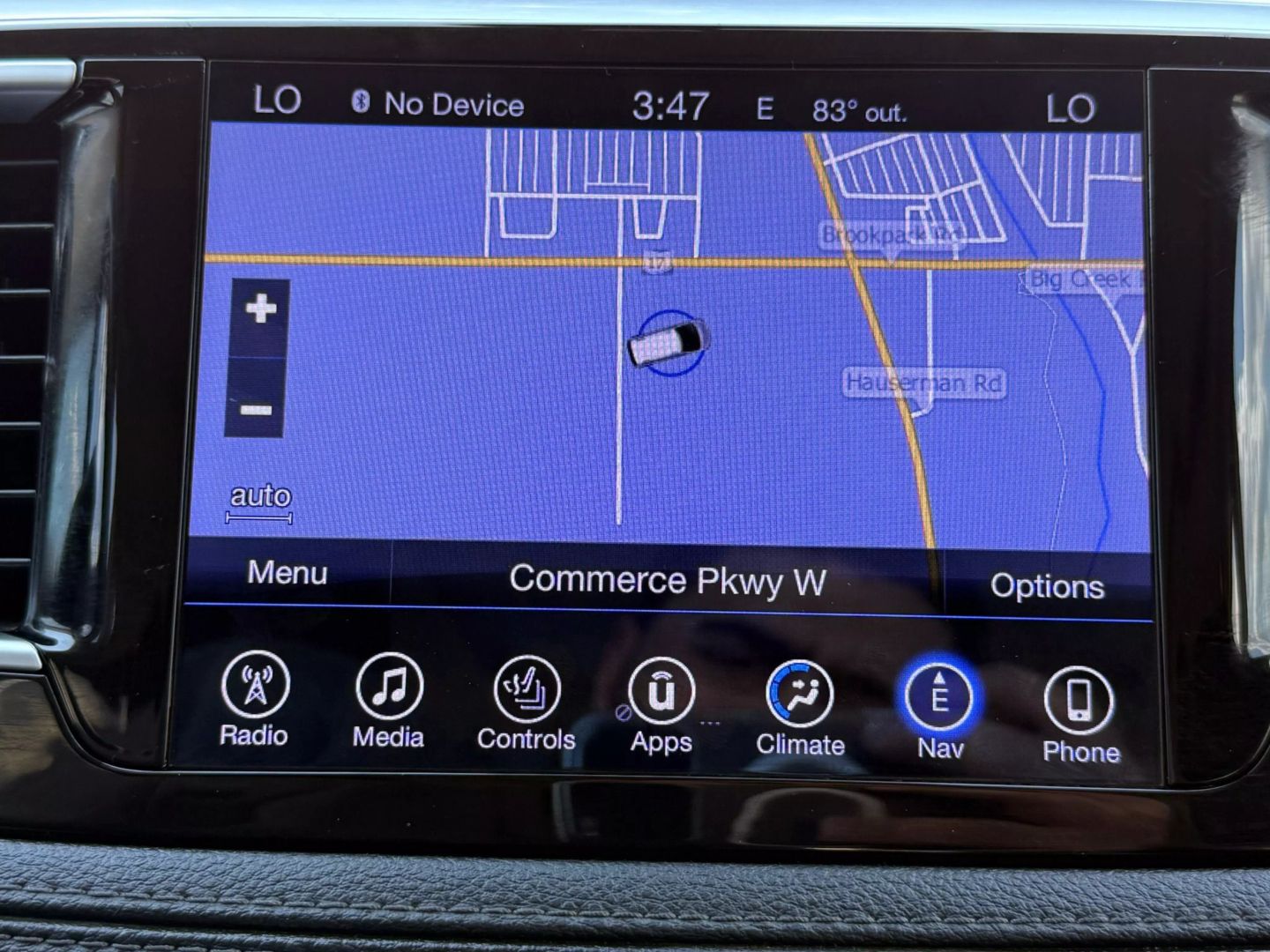 2017 Chrysler Pacifica - Image 51