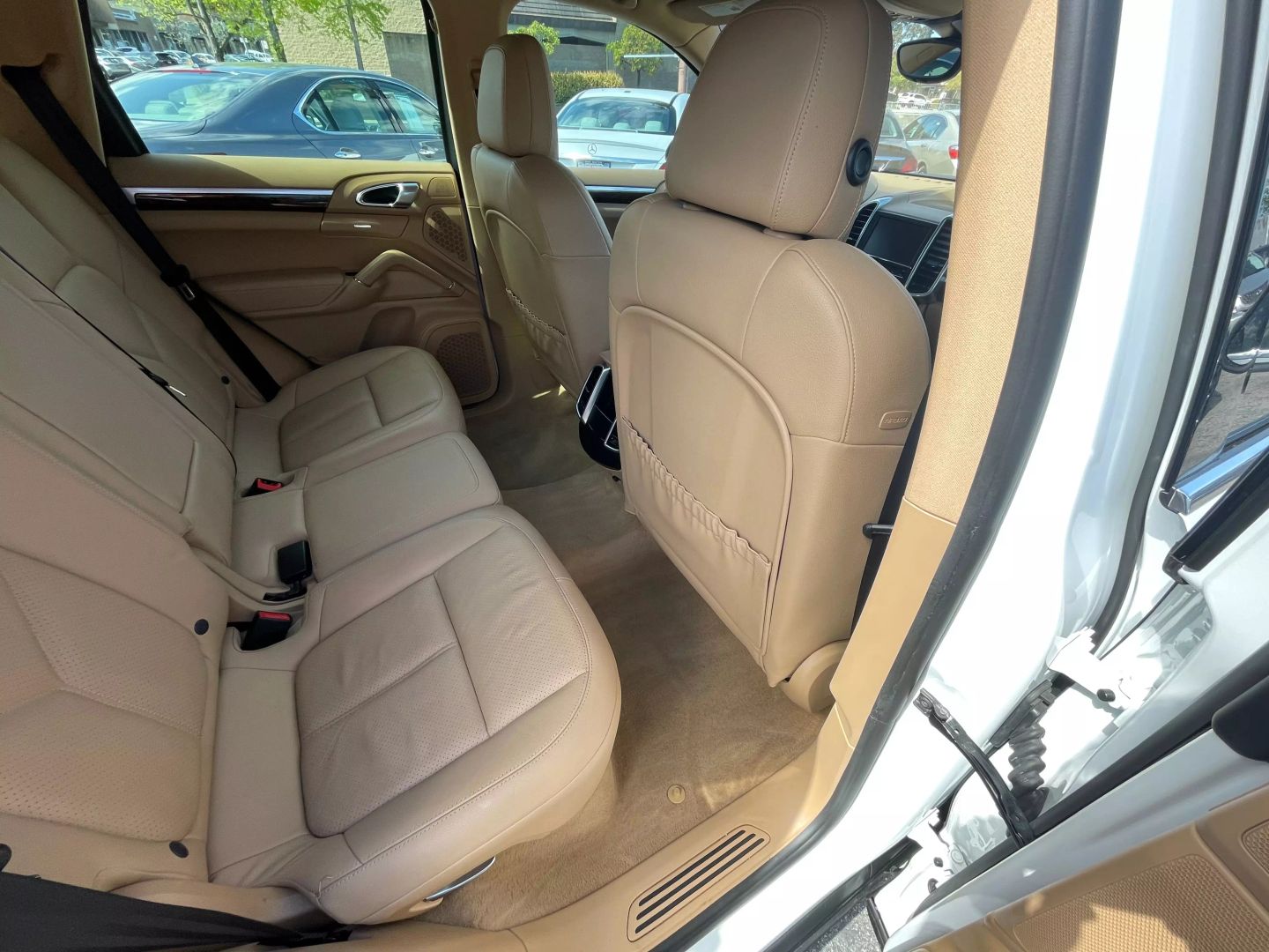 2014 Porsche Cayenne  Vin: Wp1aa2a23ela96238 Stock Id: A96238 - Image 19