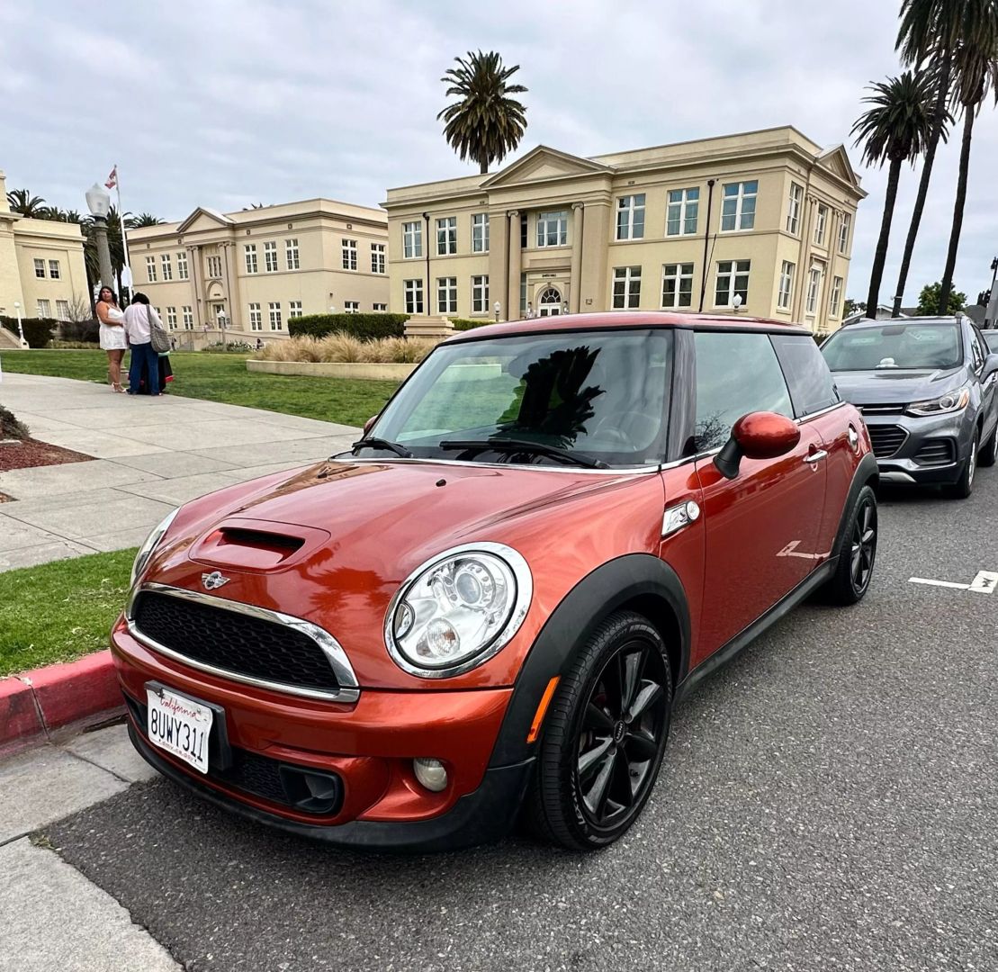 2013 MINI Cooper S's photo