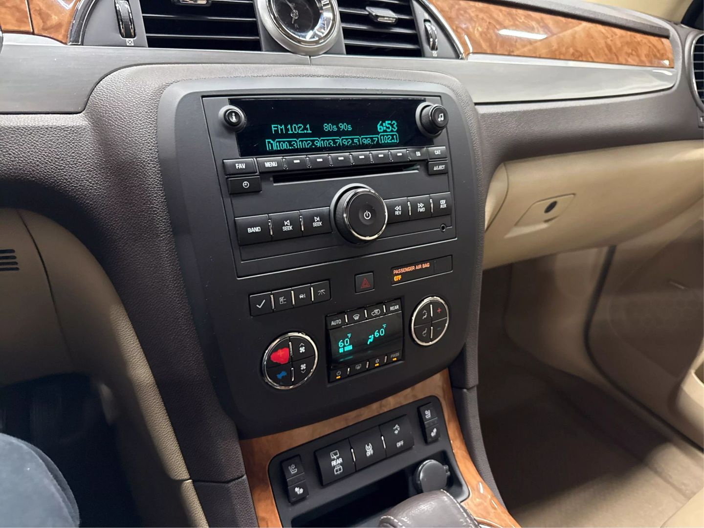 2012 Buick Enclave - Image 22