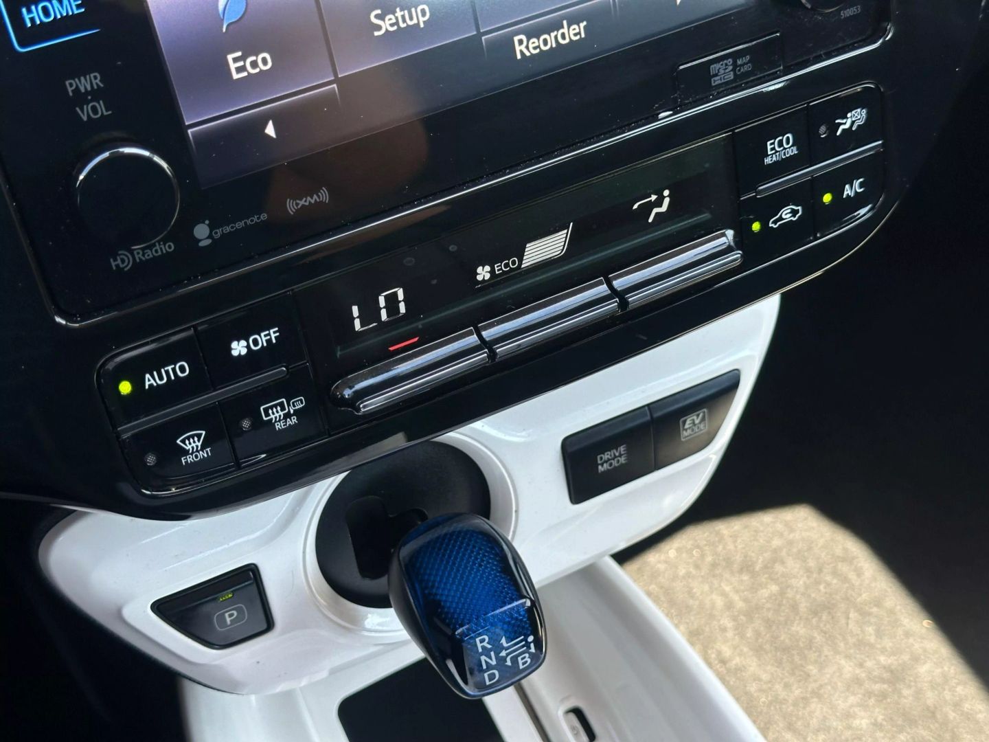 2016 Toyota Prius - Image 36