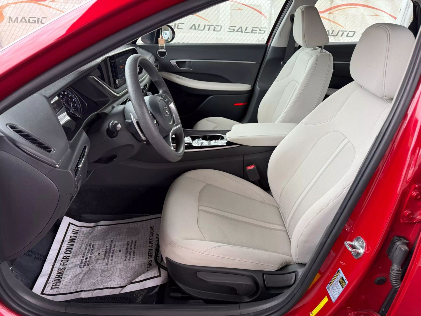 2022 Hyundai Sonata Hybrid - Image 15