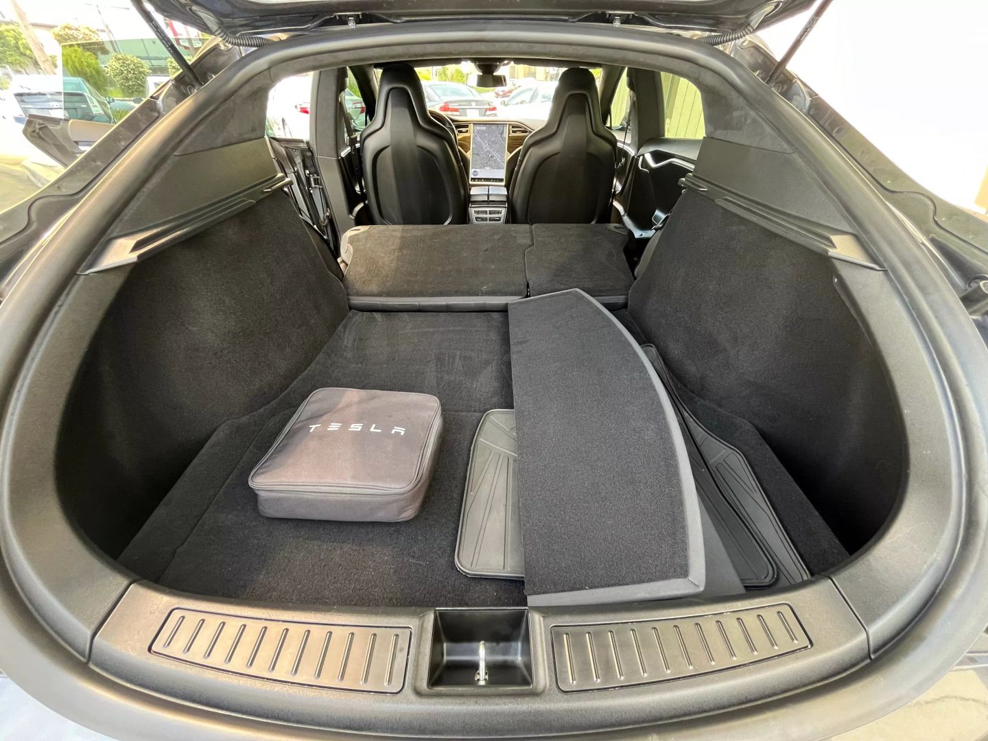 2016 Tesla Model S  Vin: 5yjsa1e16gf151935 Stock Id: 151935 - Image 23