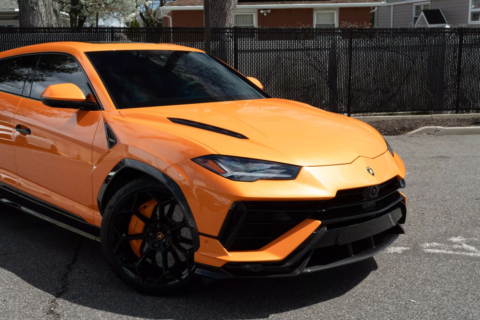 2023 Lamborghini Urus - Image 6