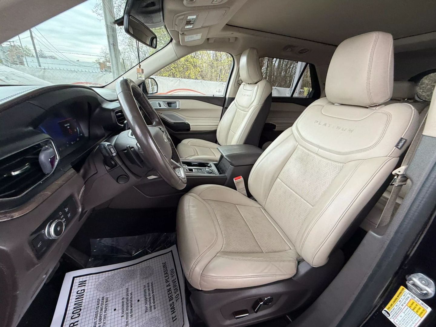 2020 Ford Explorer - Image 16
