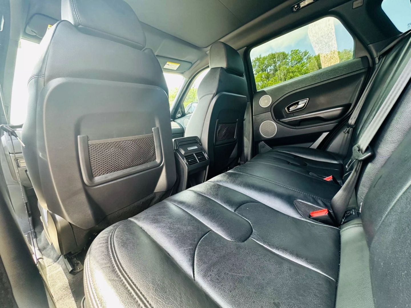 2015 Land Rover Range Rover Evoque - Image 19