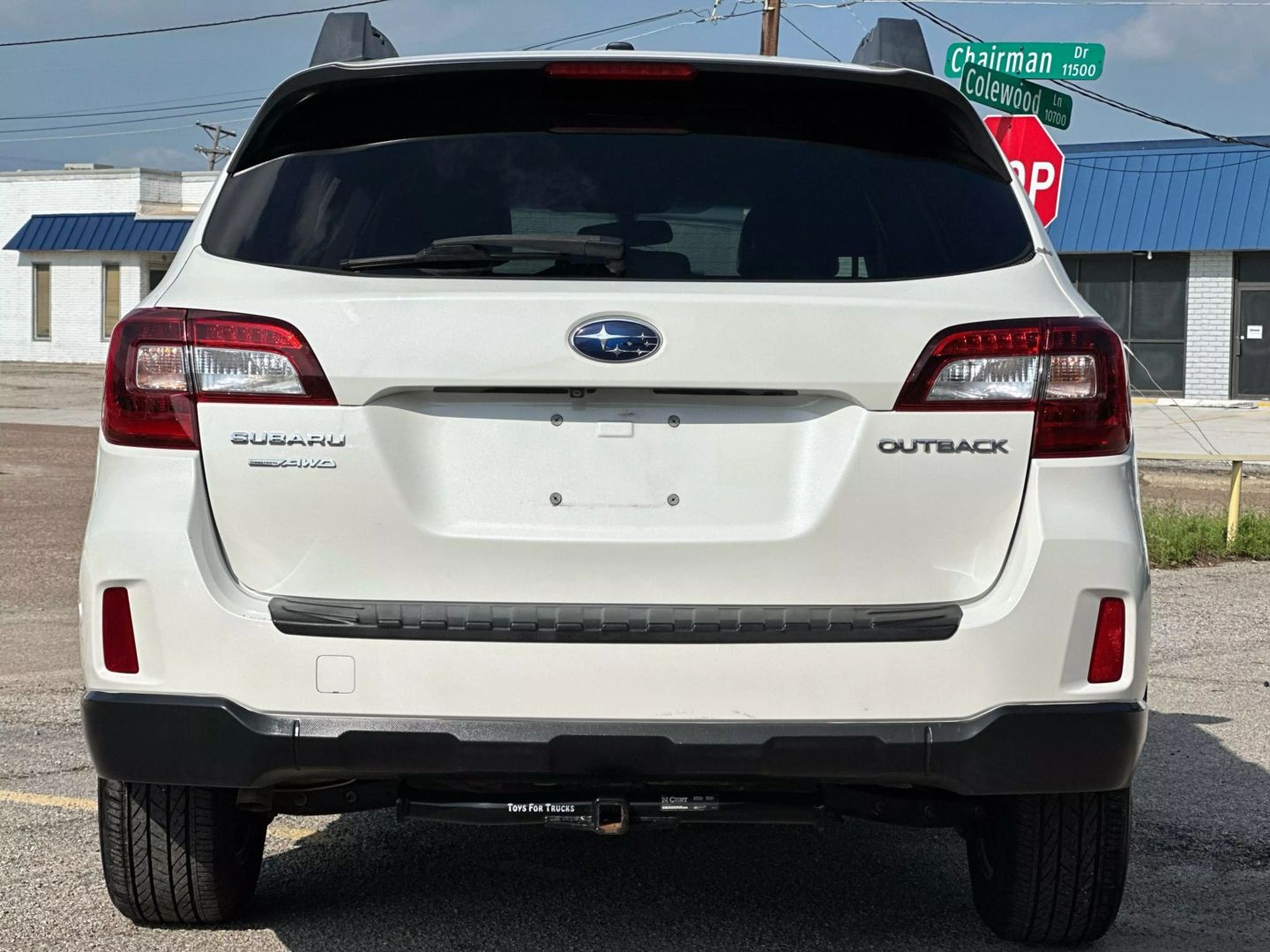 2015 Subaru Outback - Image 6