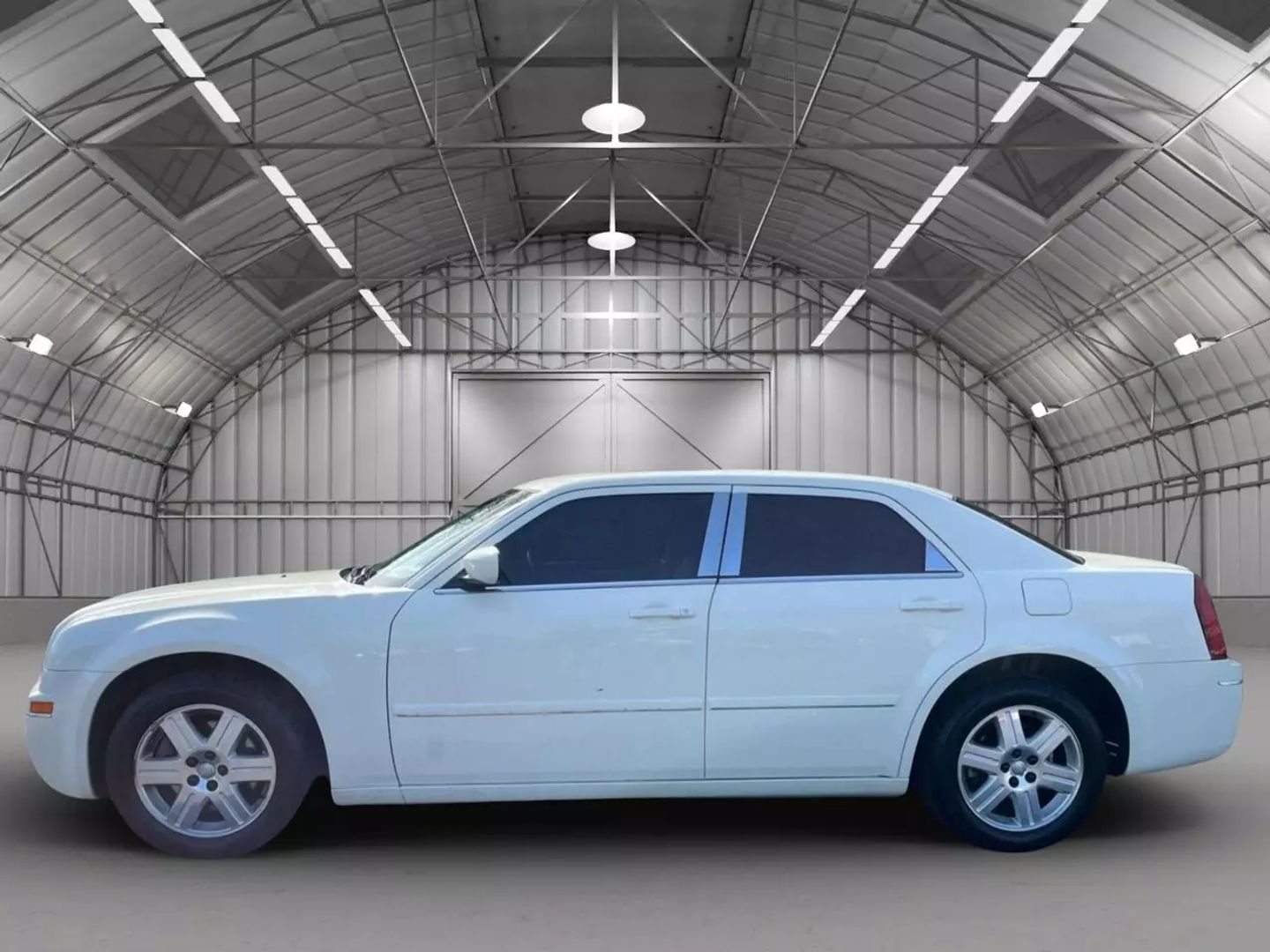 Used 2005 Chrysler 300 Touring with VIN 2C3AK53G85H656720 for sale in Kansas City