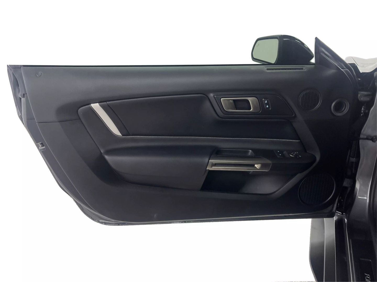 2021 Ford Mustang - Image 19